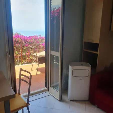 Appartement A View 2 Sea à Parghelia Extérieur photo